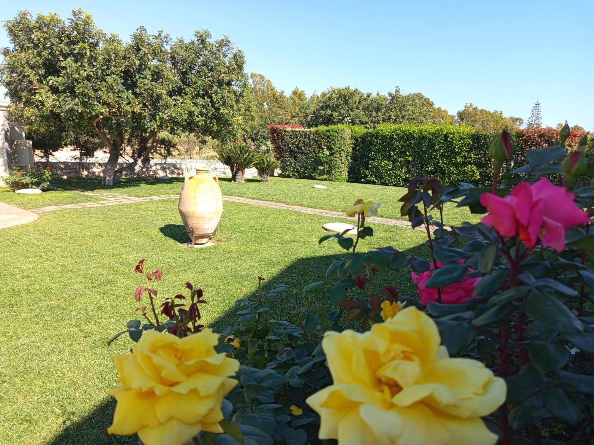 La Giara Guest House Marina di Modica Luaran gambar